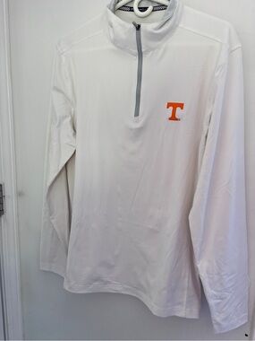 Southern Tide White Long Sleeve Gray 1/4 Zip with Orange 'T' Logo Medium